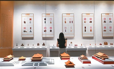 北京中轴线篆刻作品展亮相故宫