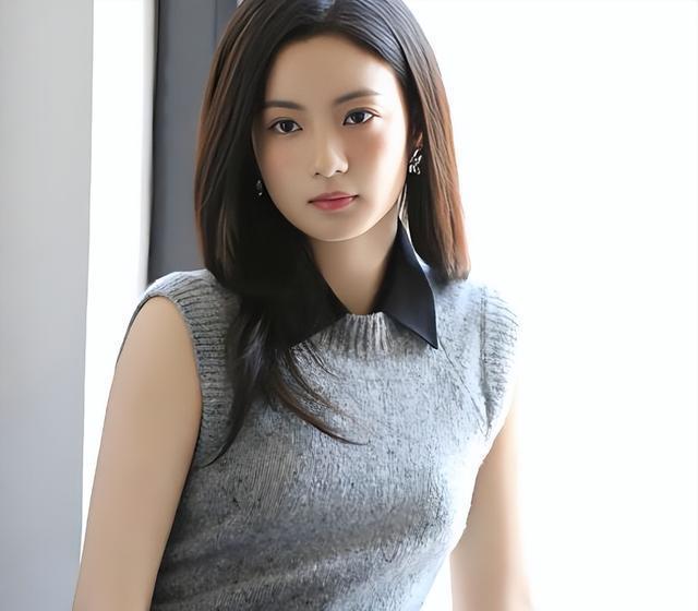 张雅钦居然是鹿晗的铁杆粉丝，这一发现立刻引发了广泛关注和热议