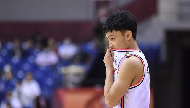 徐杰最新消息：接受现实离开中国男篮，对郭士强仁至义尽！