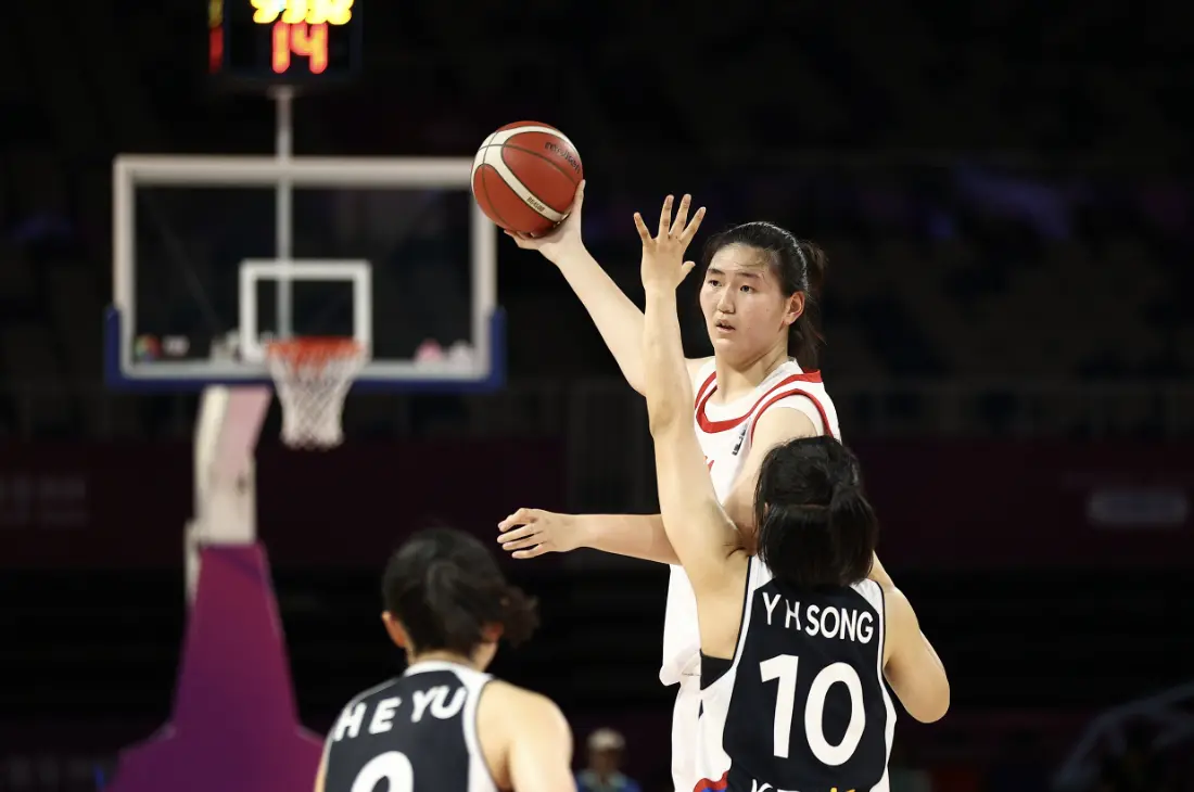中国女篮再集训谁最紧张？非张子宇莫属 宫鲁鸣万次投篮还搞吗