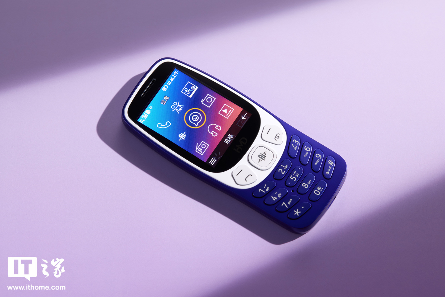 HMD 3210 巴萨版功能机图赏：梦回1999，内置Deepseek AI助手