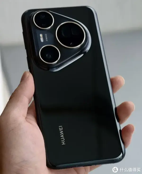 小米15 Ultra和华为 Pura 80 Ultra怎么选？买贵的不如买对的