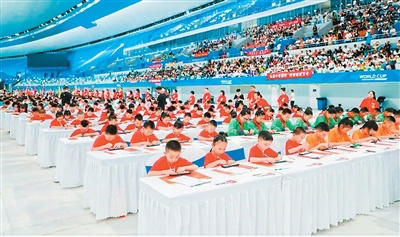 2025“指尖上的智慧”青少年珠算文化非遗大会举行