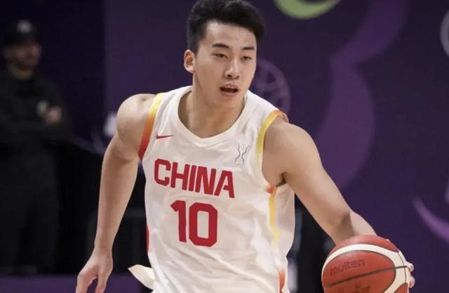 93：88！中国男篮拒绝翻车，39+9+6双核稳定输出，郭士强指出3问题