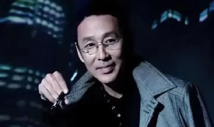 央视首播！张若昀、陈道明、张鲁一、朱珠主演，再现精彩谍战剧