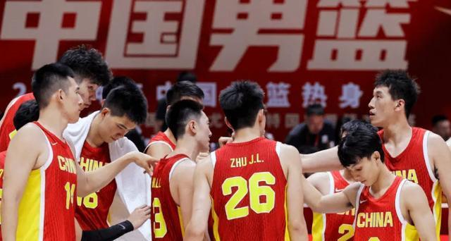 93：88！中国男篮拒绝翻车，39+9+6双核稳定输出，郭士强指出3问题