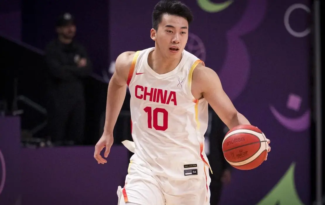 CCTV5直播！中国男篮VS印度，胡明轩渴望反弹，郭士强如何变阵？