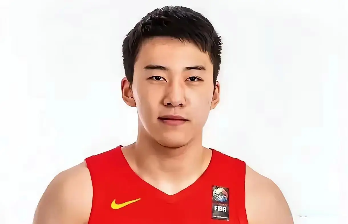 中国男篮要想小组第一出线，必须大胜印度队，事实是：难！