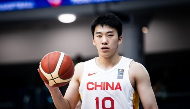 王俊杰最后时刻被弃事出有因，郭士强说出实话，球迷错怪教练组