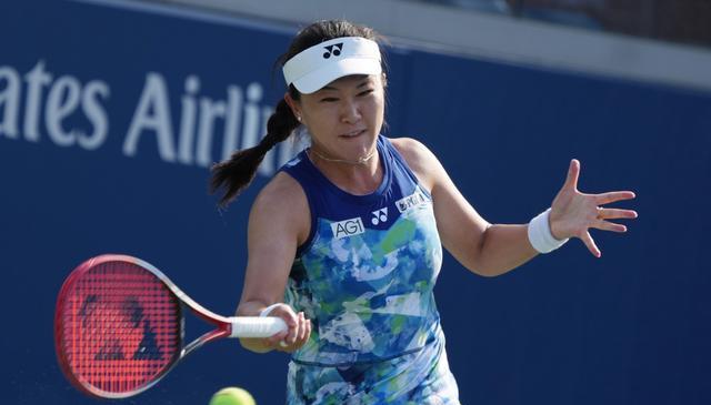 中国网球大捷！2-0、2-0，2位金花强势横扫，2-0：张帅女双争冠