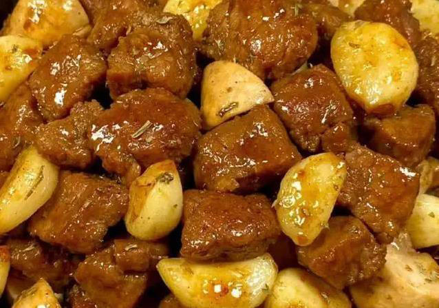 牛肉炒出滑嫩口感，十分钟上桌，家常菜也能惊艳全家