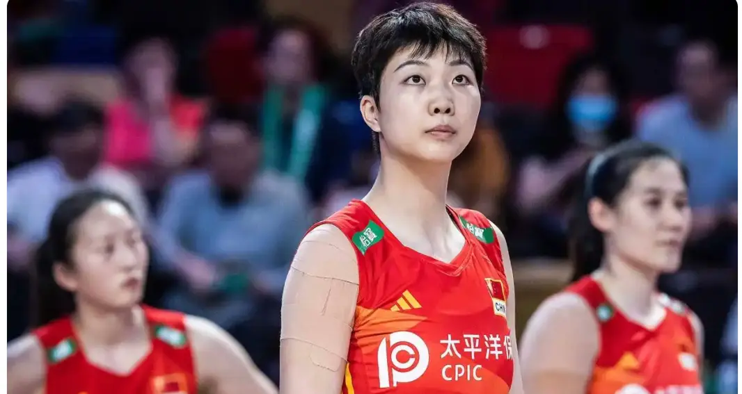 中国女排4位老将仍不可或缺，双星组合愈发全面，赵勇用人无争议