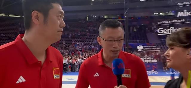 中国女排2-3波兰！赛后赵勇大赞全队 整体进步很大 球员倾尽全力