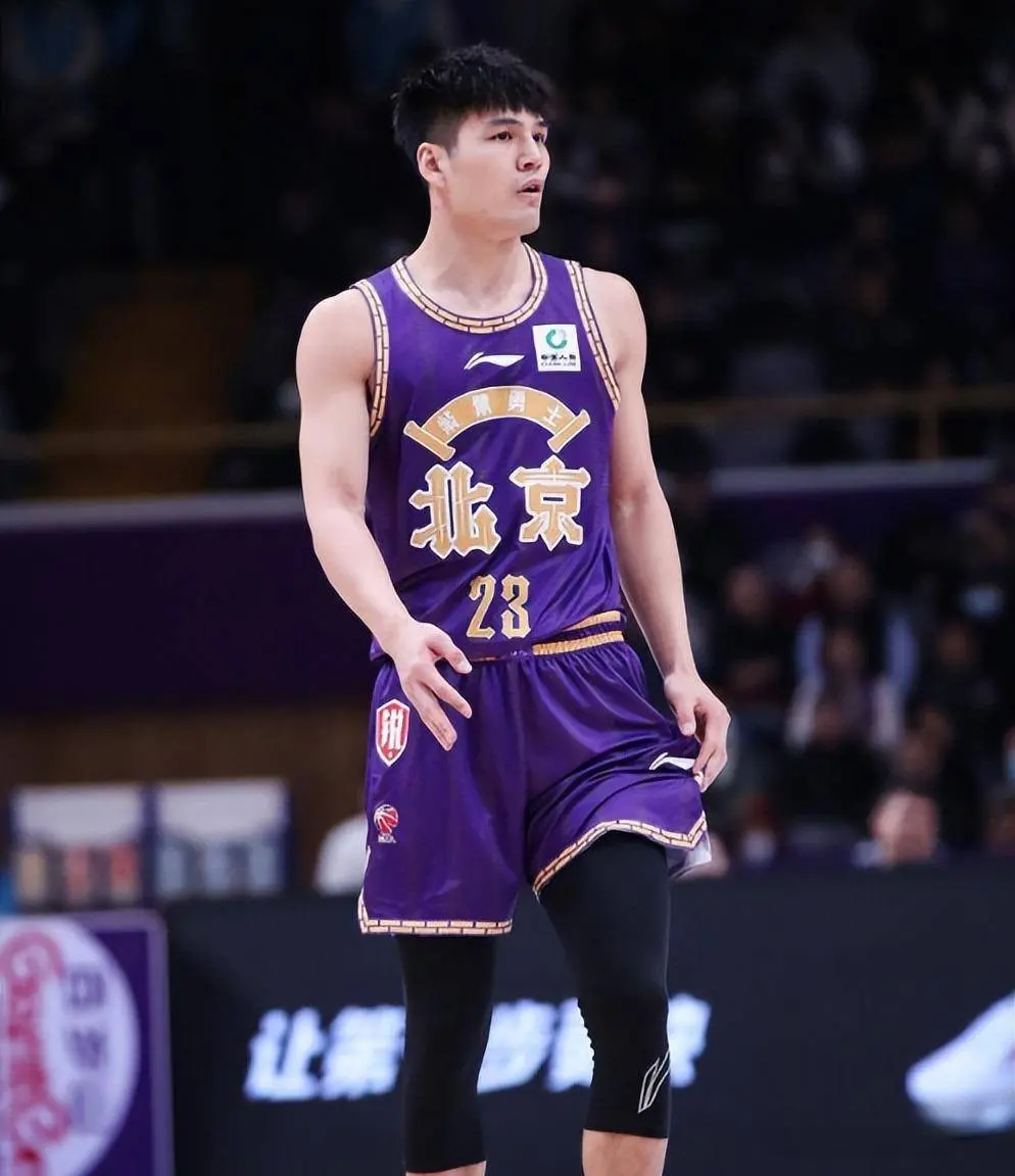 CBA酝酿重磅交易，涉及北控同曦龙狮，王岚嵚陈国豪焦泊乔被交易