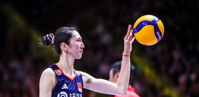 2-3我们输了，中国女排无缘半决赛，吴梦洁打疯了也没用