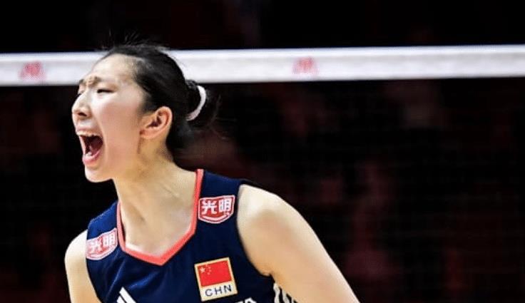 25：17！中国女排1-0领先波兰队，吴梦洁狂轰10分，倪非凡出彩