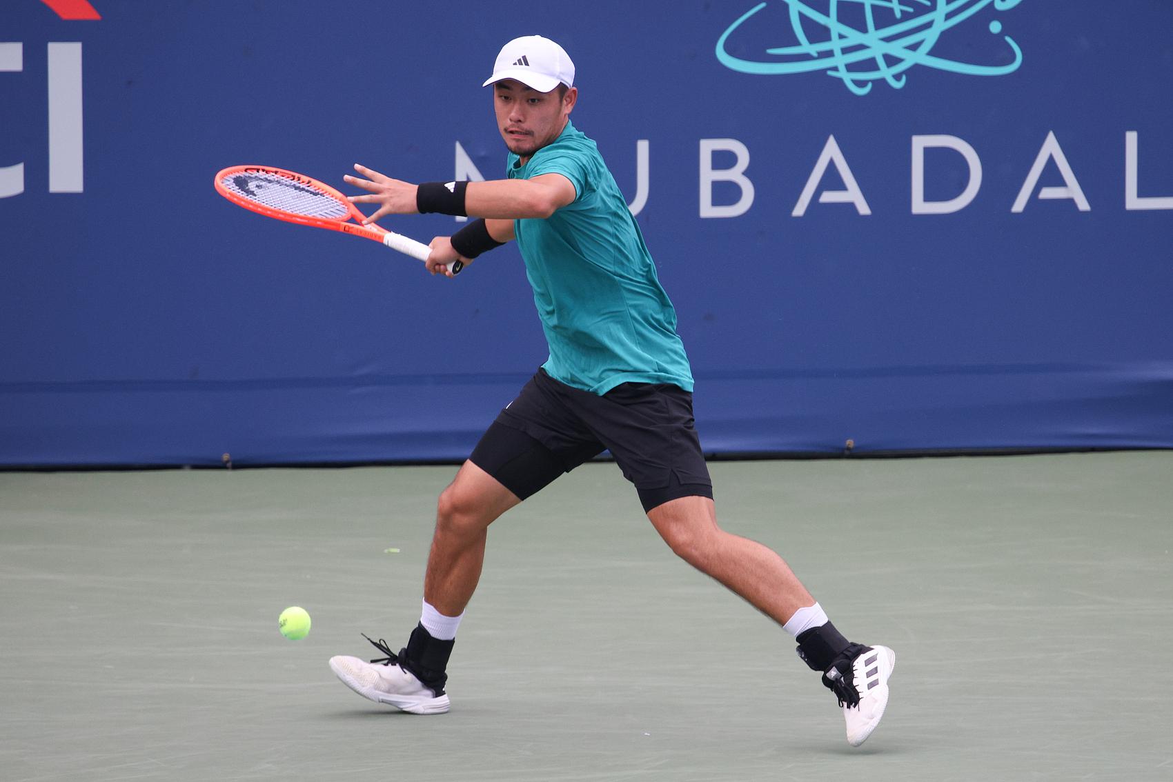 【ATP华盛顿站】吴易昺晋级男单十六强，将战梅德韦杰夫