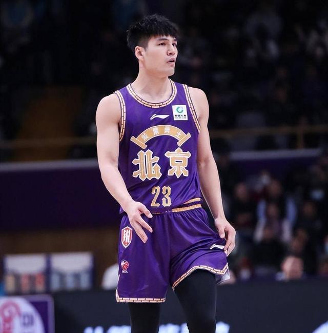 CBA再出三方大交易！上海又是空欢喜？辽篮原来只有一个目的