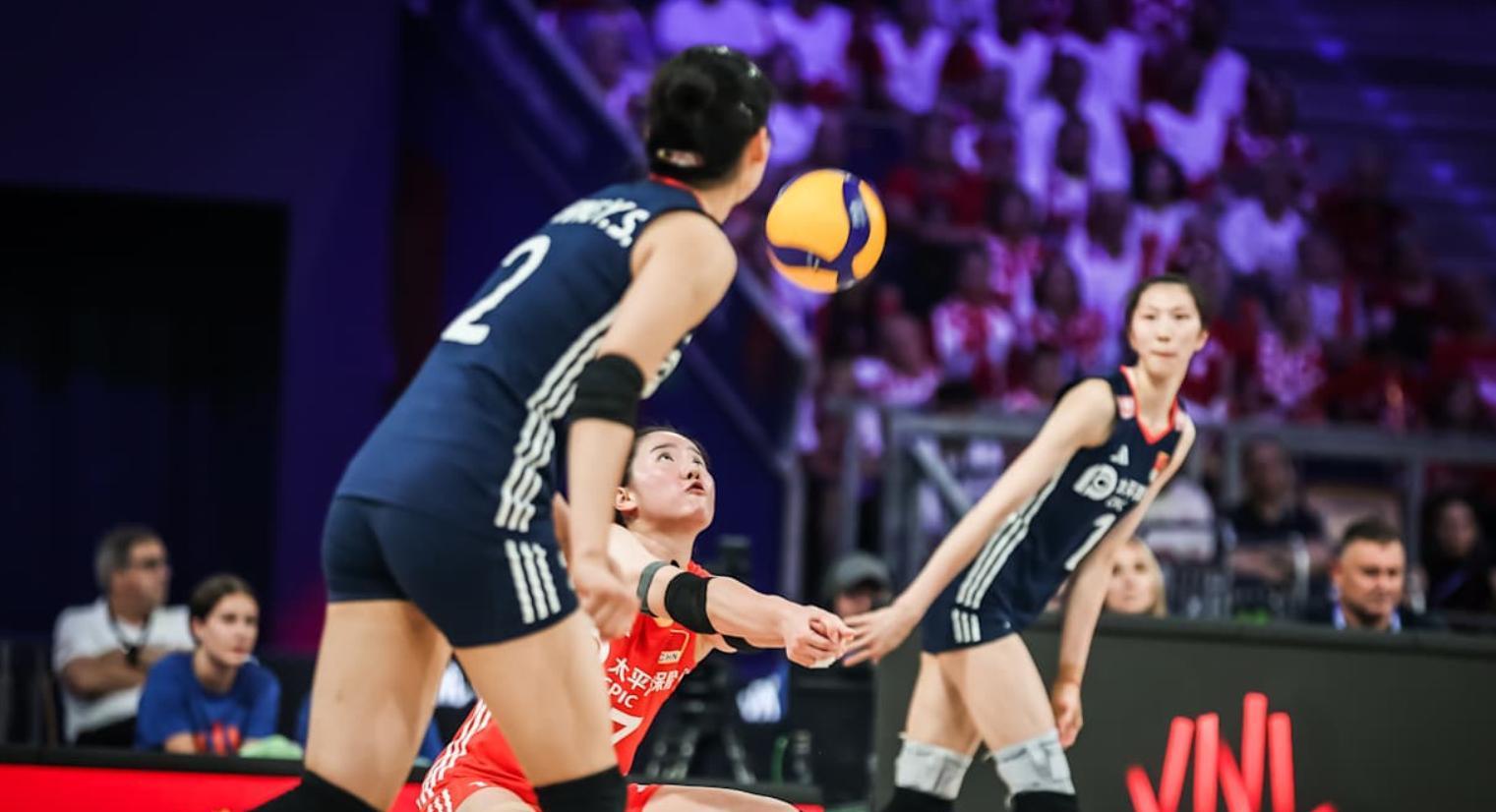 2-1开局遭逆转！中国女排憾负东道主波兰 吴梦洁空砍25分无缘四强