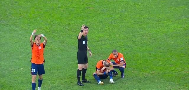 2-1，韦世豪梅开二度，成都晋级足协杯半决赛 海牛全主力值得敬佩