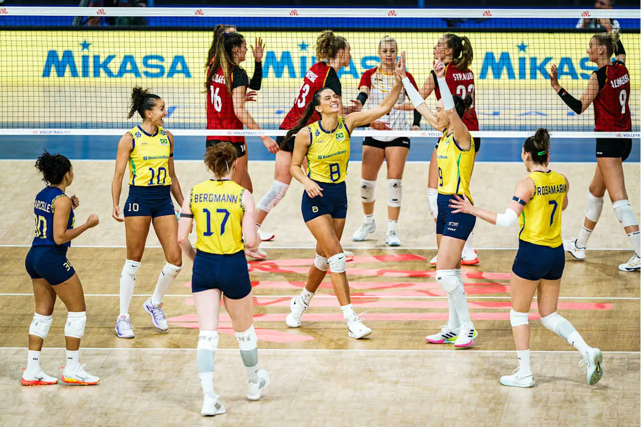 3-0！3-2！世联赛疯狂一夜：四强诞生，日本大战巴西，土耳其出局
