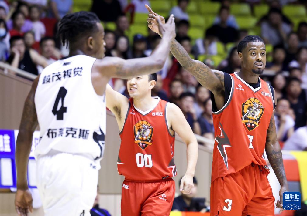 全国男子篮球联赛：石家庄翔蓝胜合肥狂风峻茂