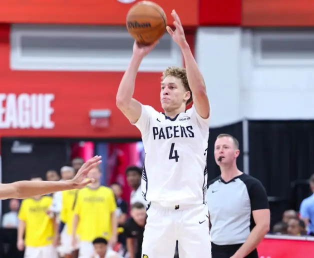 一夜2签2裁达成！湖人旧将离开NBA，勇士库明加交易迎来新进展