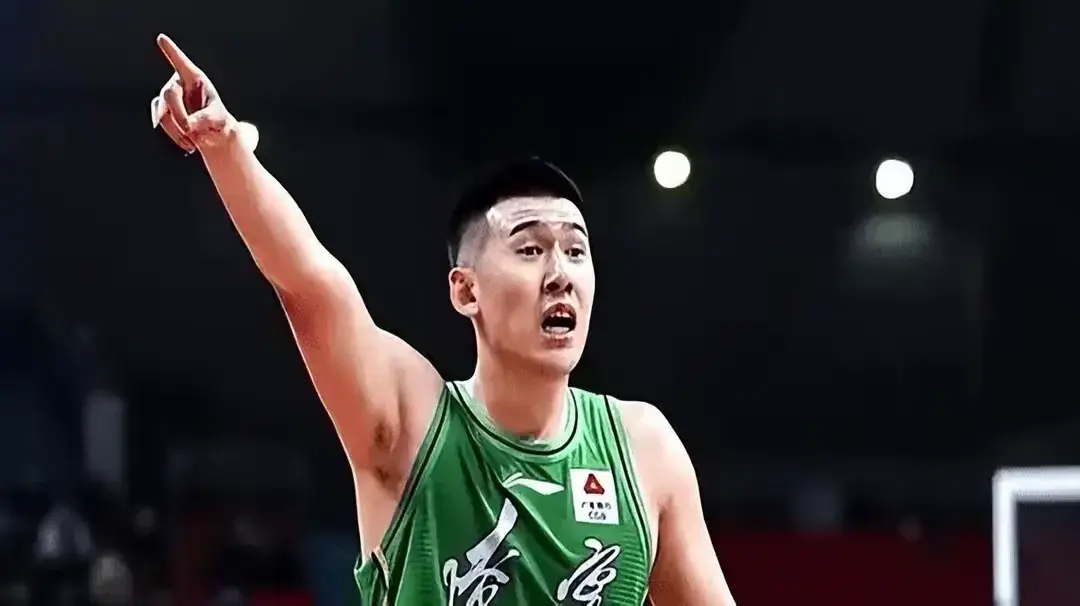 对比杜润旺付豪的男篮4号位，才发现郭士强启用王俊杰绝对双赢