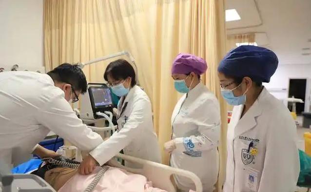 运动后冲冷水澡心梗突发，3个高温雷区，你踩过几个？