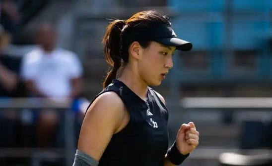 6-4，中国金花首盘赢下破发战！今日冲4强，或1日双赛PK头号种子