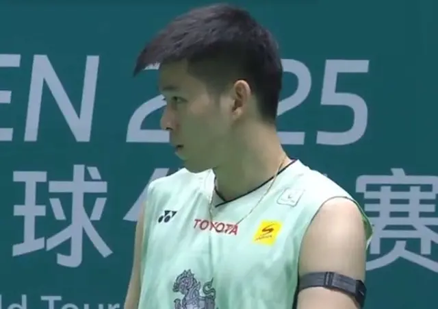 2-0！暴力突击杀穿世界第一，35岁中国老将爆大冷，头号种子出局
