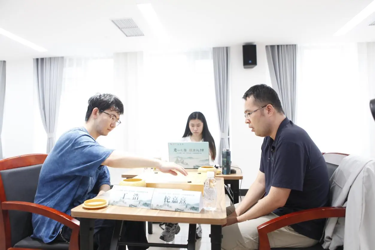 棋圣战“一老三新”四强就位，芈昱廷连克强手豪取11连胜