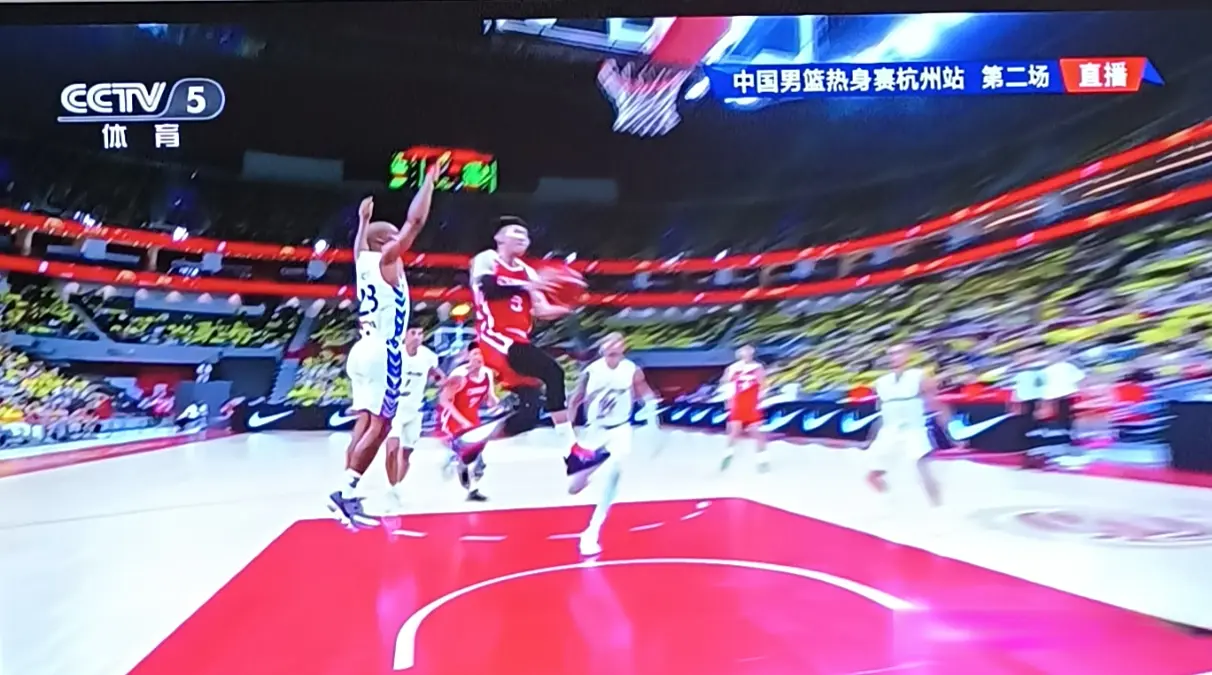 王俊杰砍16分成四号位答案！中国男篮热身赛78：62击败委内瑞拉！
