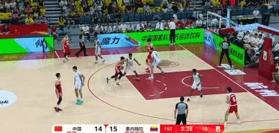 王俊杰16分展示全能进攻手段引热议 媒体：攻坚能力最强的球员
