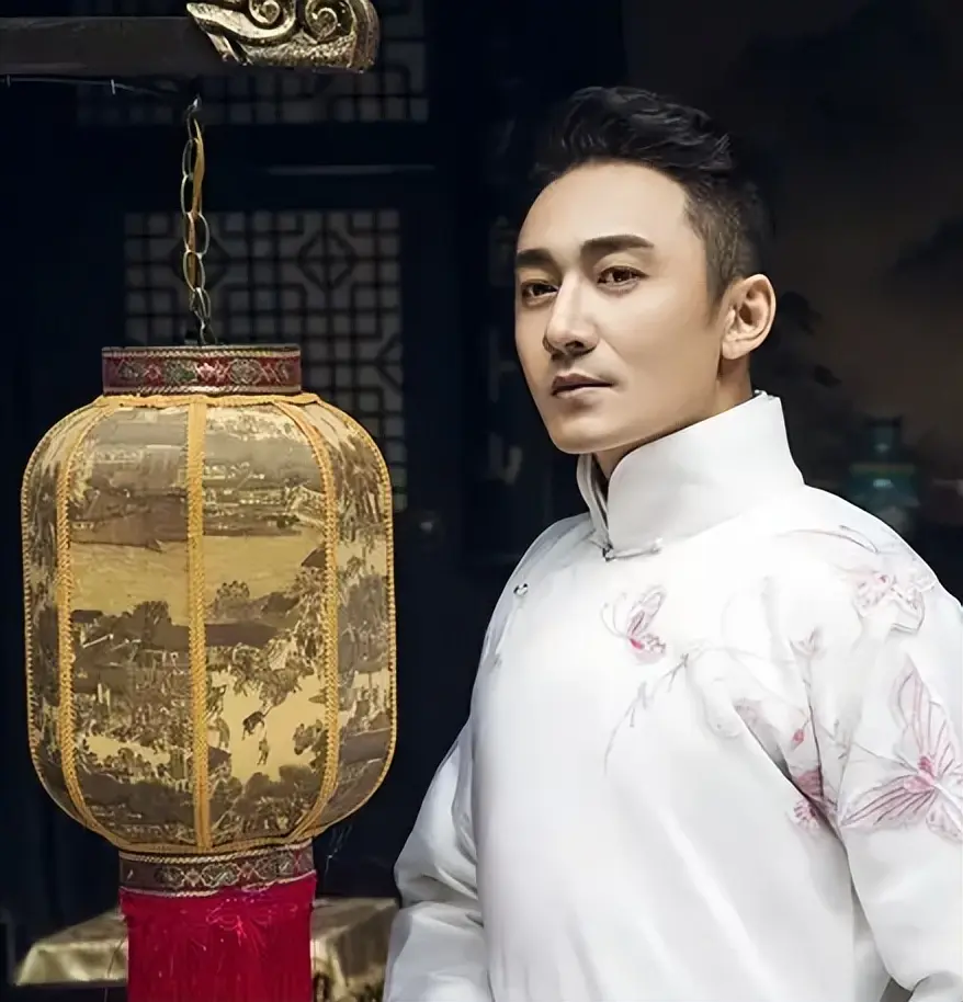电视剧热榜：《深情眼》第五，《樱桃琥珀》第四，第一毫无疑问