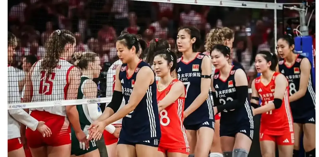 中国女排边攻手全面对比，朱婷替身一骑绝尘，李盈莹仍不可或缺