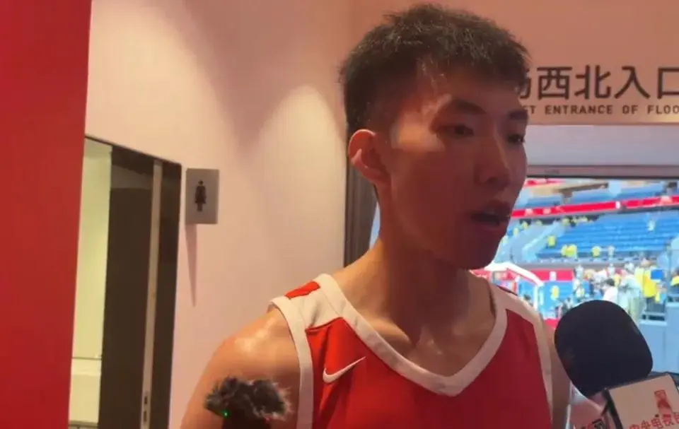 男篮赛后采访：郭士强不满防守 赵睿呼吁珍惜机会 王俊杰低调发声