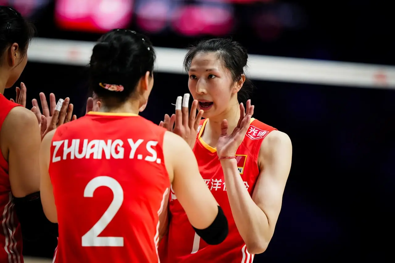杨昊透露女排近况！世锦赛迎利好有望站上领奖台，副攻应进行优化