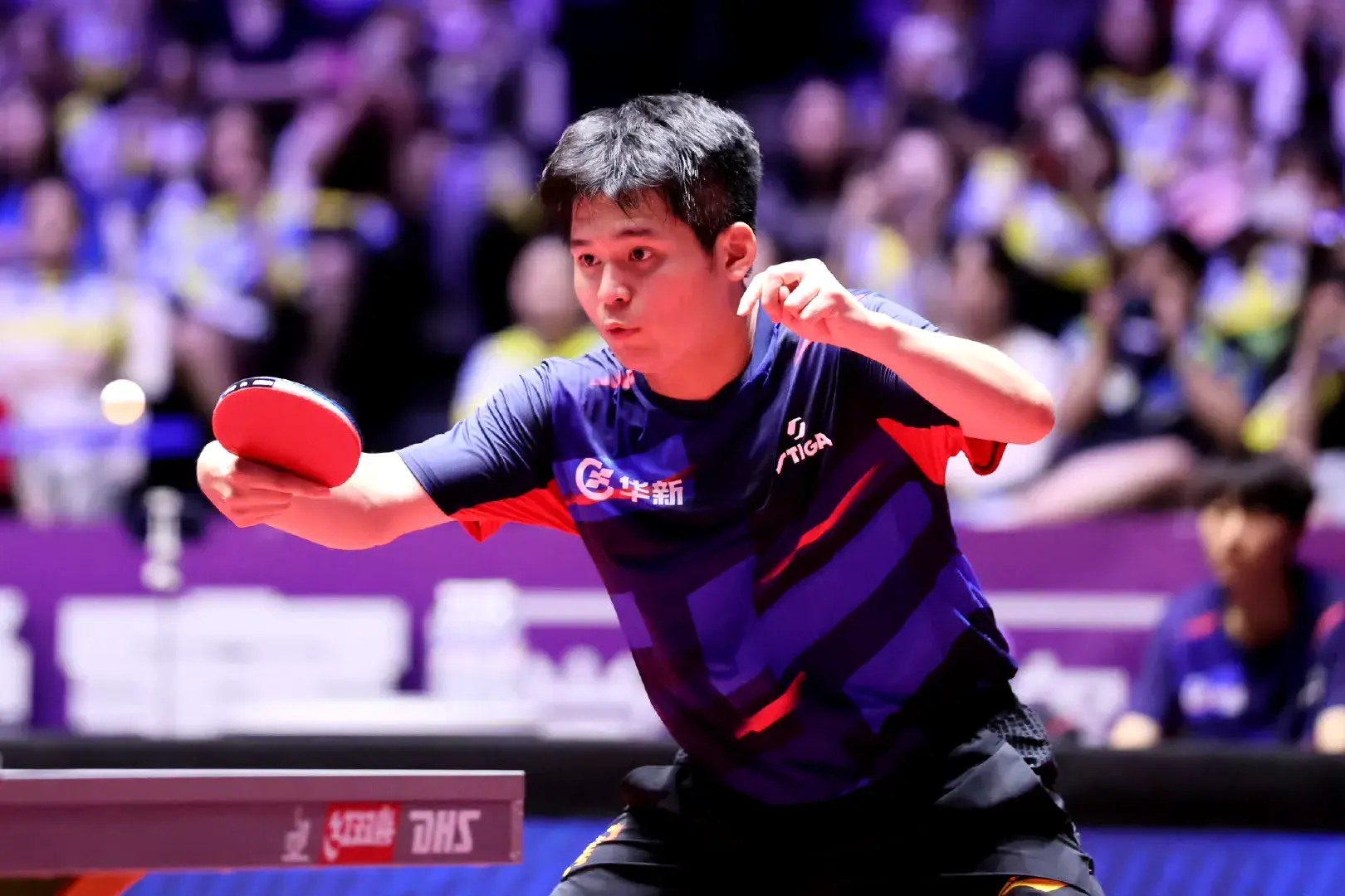 3-2！3-1！乒超联赛乱了，林诗栋连救赛点逆转，王楚钦苦战取胜！