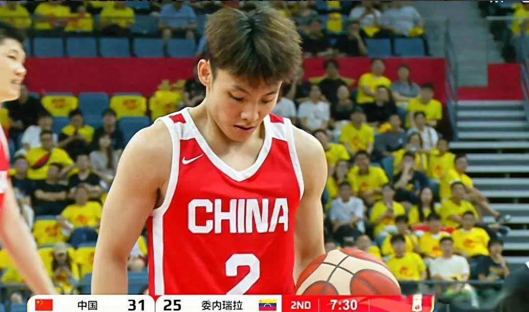 郭士强下狠手，徐昕和刘金雨离开男篮集训队，徐杰和雷蒙继续留队