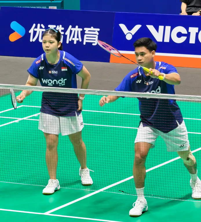 主场逆转世界第14，兴邦组合2-1约战卫冕冠军，国羽会师混双决赛