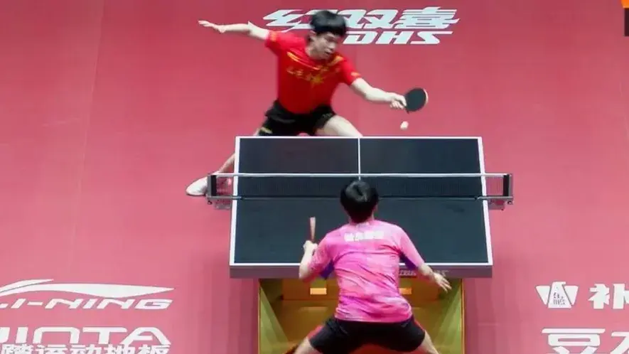 3-2！3-1！乒超联赛乱了，林诗栋连救赛点逆转，王楚钦苦战取胜！