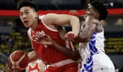 男篮梅开二度，媒体继续泼冷水！赛后最佳球员在采访中说出了实情