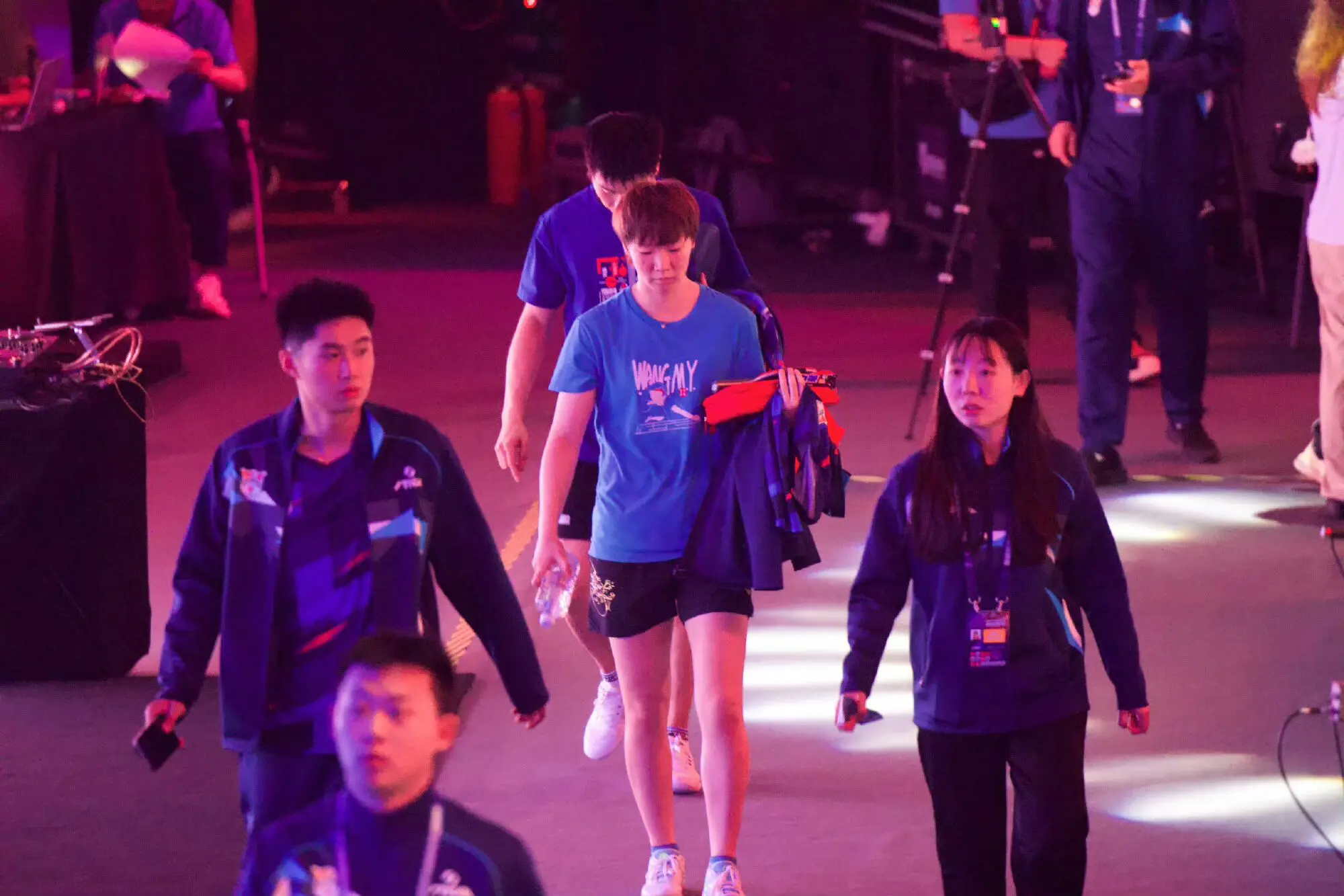 乒超女团积分榜，孙颖莎领衔球队暂居榜首，王曼昱独得两分表现强