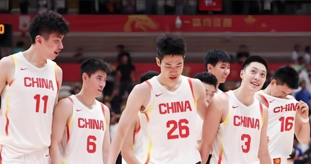 中国男篮亚洲杯大名单浮现！广东两将陪练基本出局，首发五虎敲定