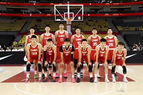 中国男篮vs波黑27日前瞻：郭士强缩减阵容继续考察 12人呼之欲出