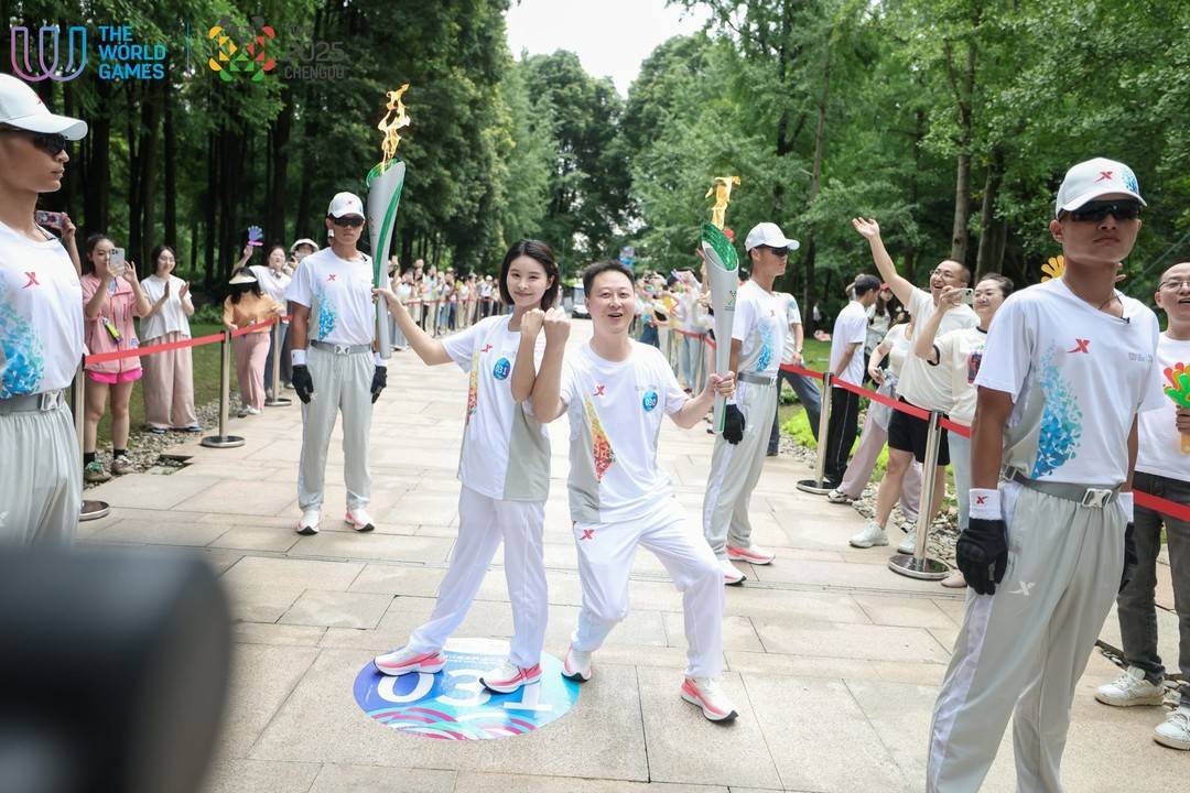 世运会火炬手段宁海：来自基层社区 为火炬上的“宝墩元素”骄傲
