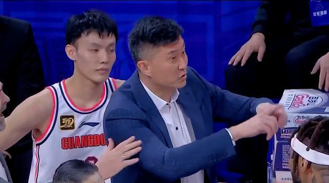 来了！广东队迎来男篮强力锋线，“加强版周鹏”正式加盟！
