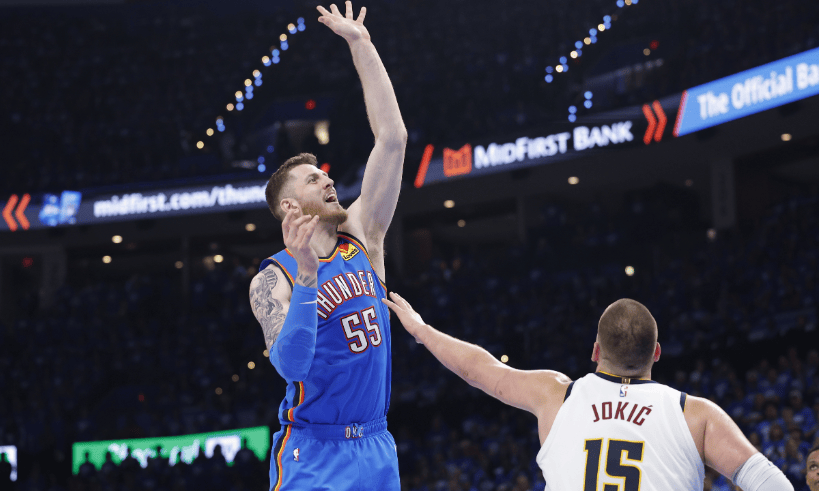 哈滕：当约基奇的替补是NBA最难的工作，你不可能比他强