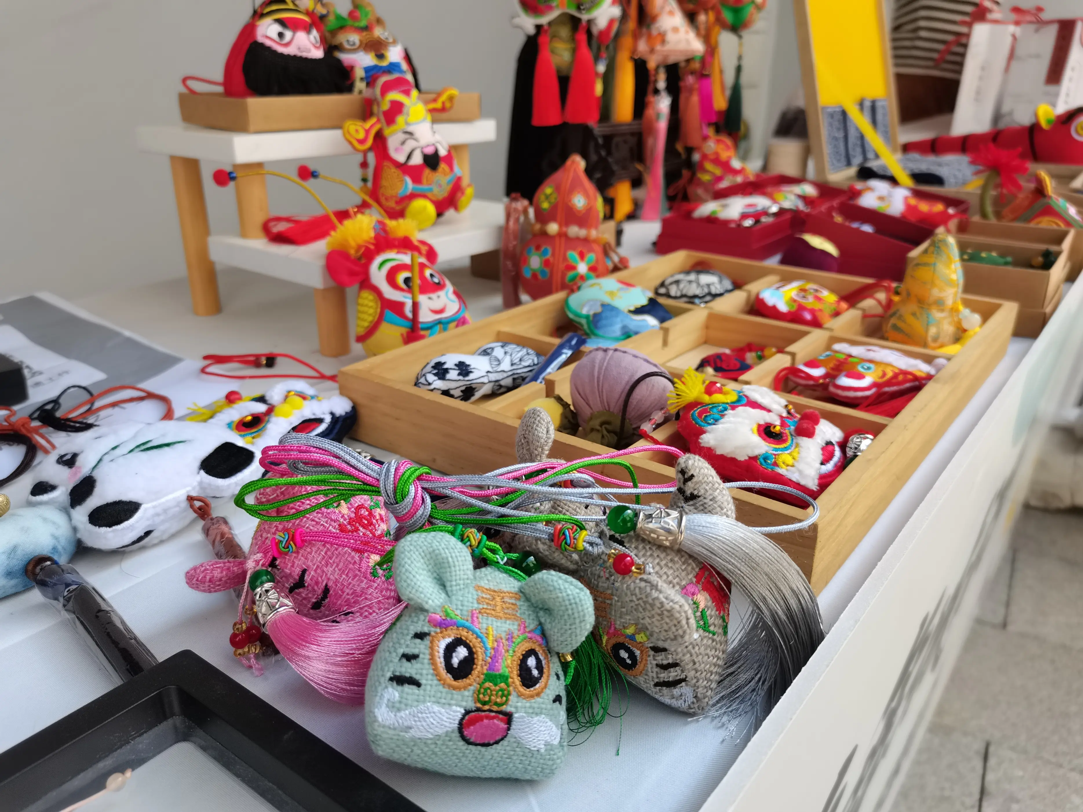 非遗展示 互动体验 特色农副产品 为陕西第五届全民健身运动会添活力